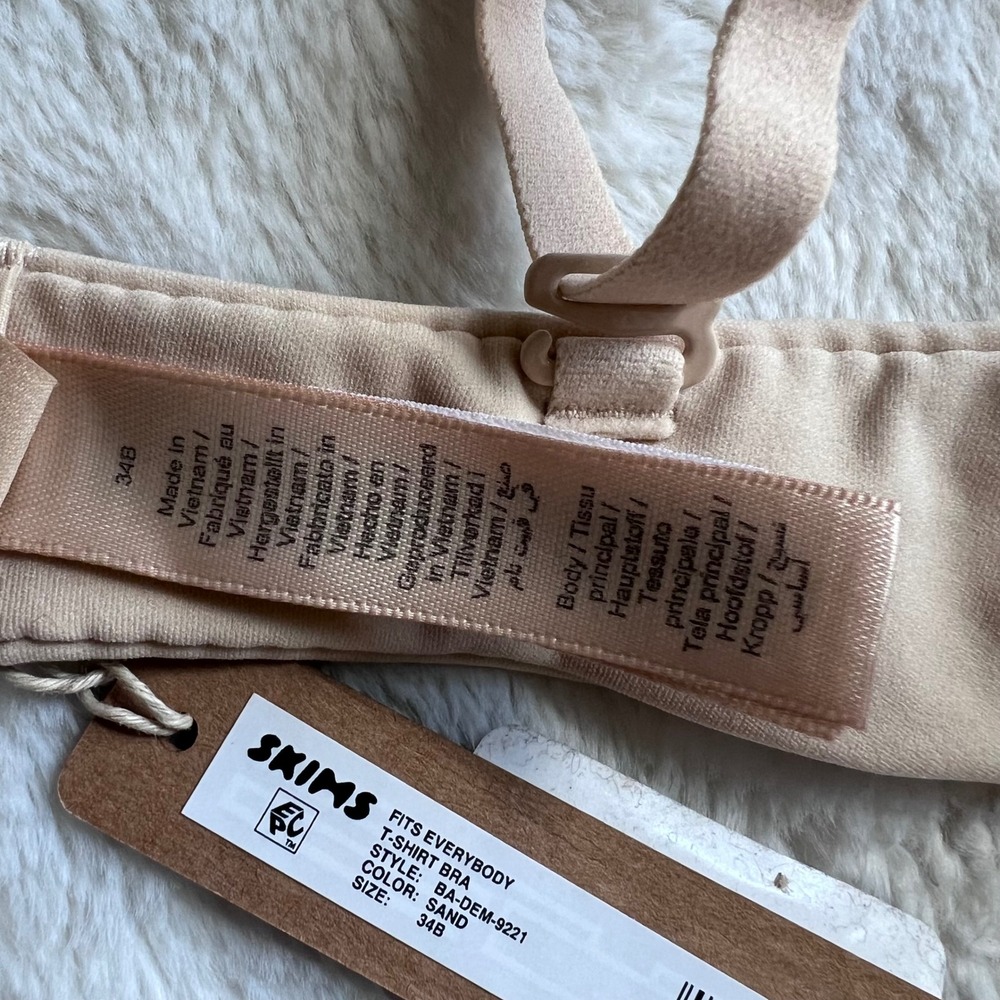 SKIMS Fits Everybody T-Shirt Bra Sand BA-DEM-9221 Underwire Padded Size 34B NEW - Picture 10 of 13